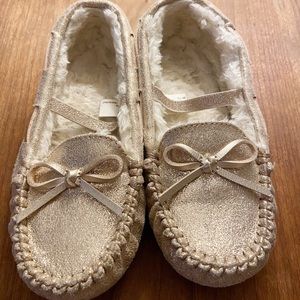 Kids gold slippers! Size 12